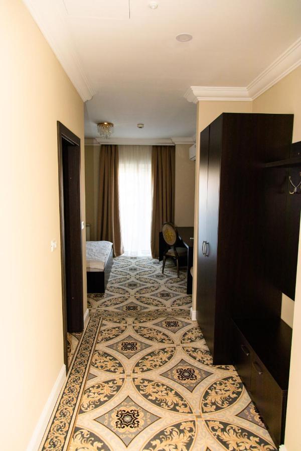 Hotel Palace Severin Дробета-Турну-Северин Экстерьер фото